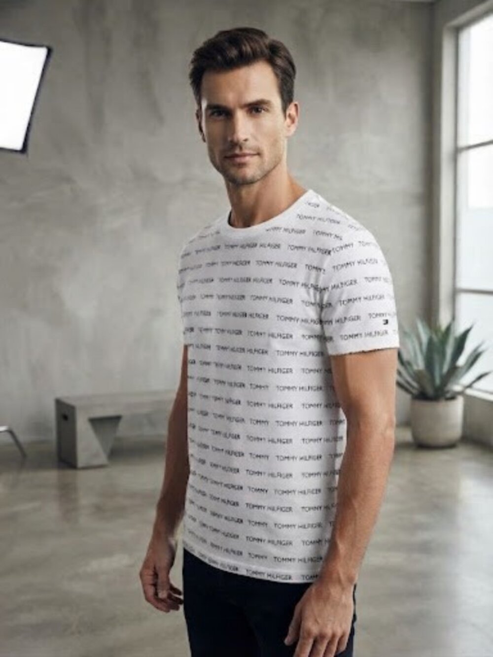 Tommy Hilfiger All Over Logo Sleep Tee Men's M White